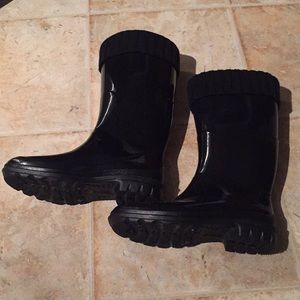 Rain boots